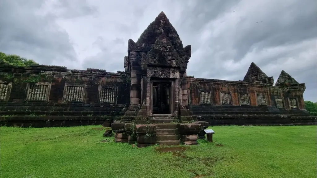wat phu tempel region südlaos champasak provinz