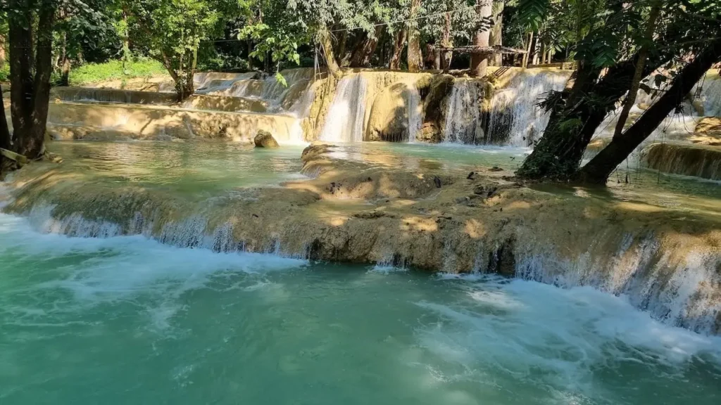 tad-sae-wasserfall-november